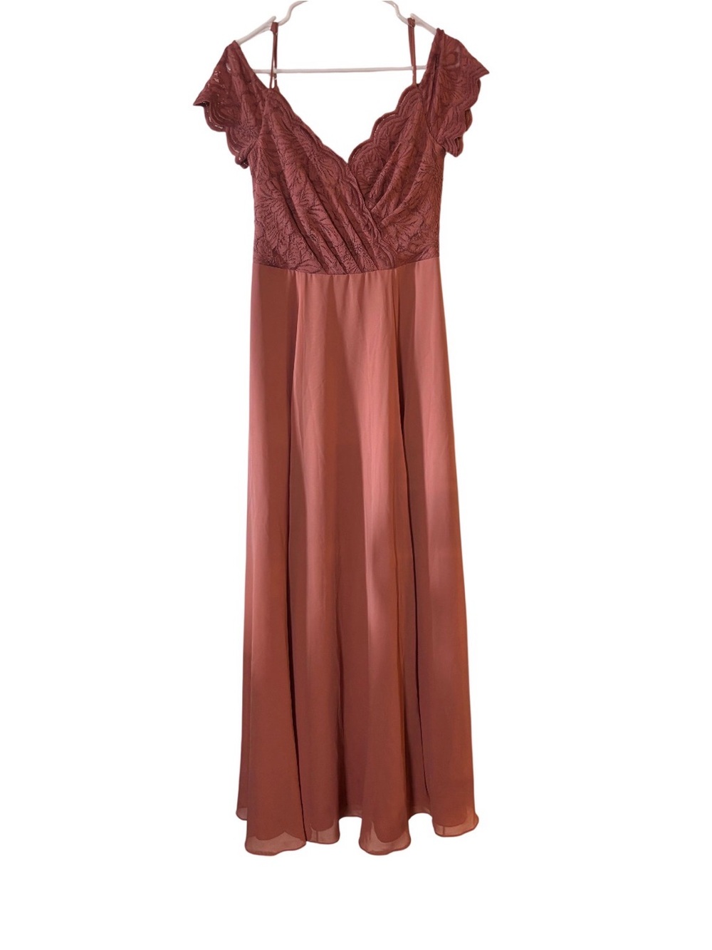 Elegant Lace Bodice Maxi Dress in Dusty Rose